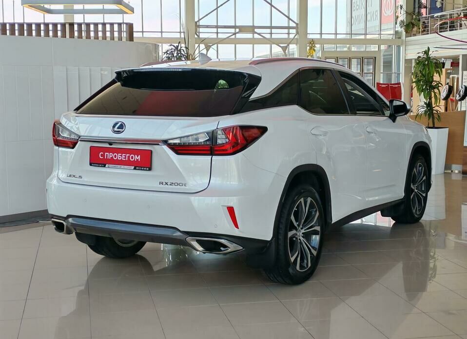 Lexus RX 200t 2.0 AT (238 л.с.) 4WD