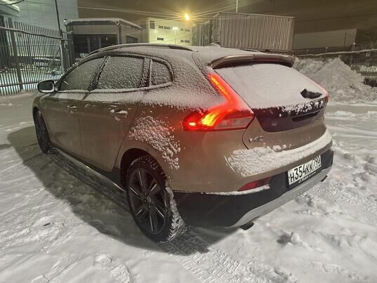 Volvo V40 Cross Country, 2013&nbsp;г., 184&nbsp;636&nbsp;км