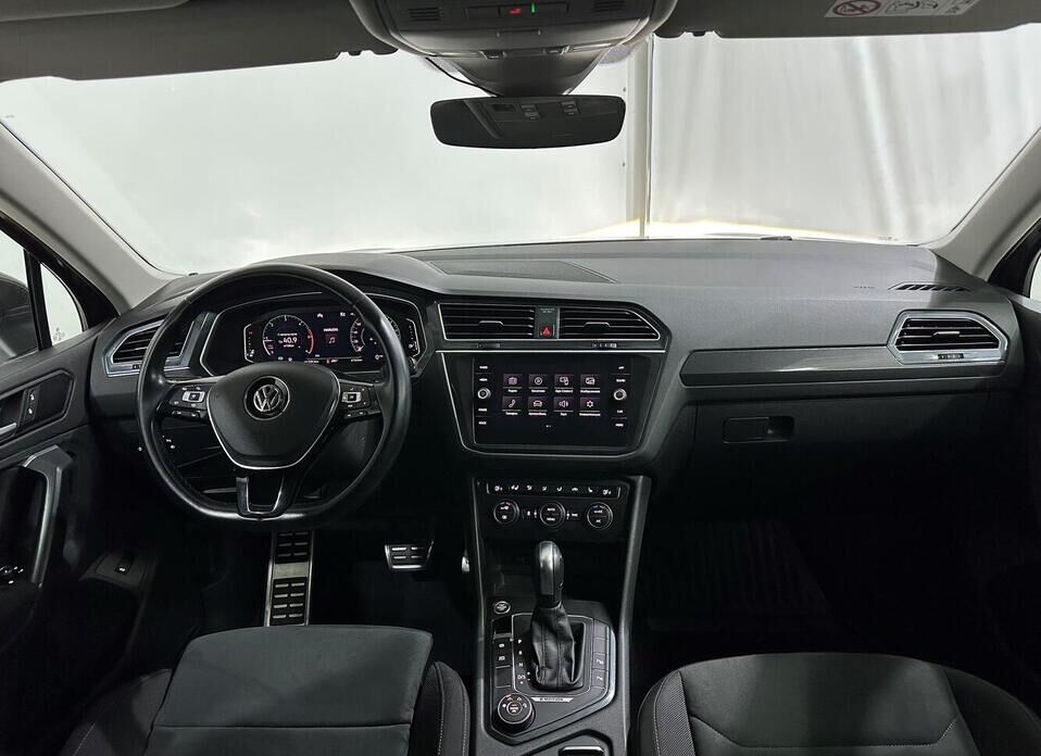 Volkswagen Tiguan, II 2.0d AMT (150 л.с.) 4WD