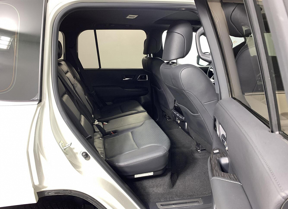 Toyota Land Cruiser, 300 Series 3.5 AT (415 л.с.) 4WD