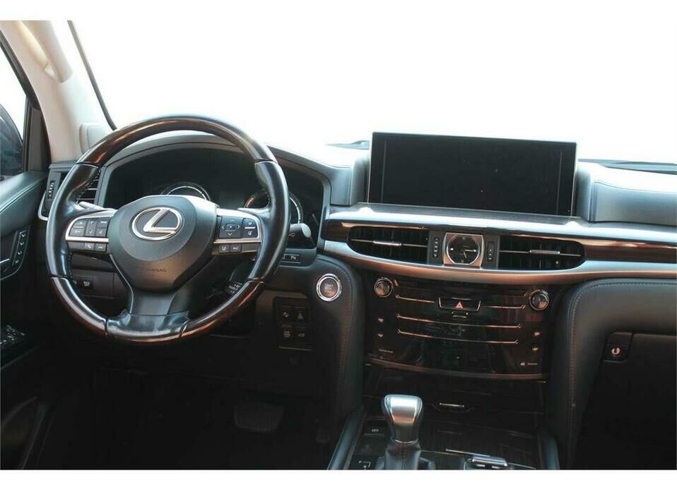 Lexus LX 450d 4.5d AT (272 л.с.) 4WD