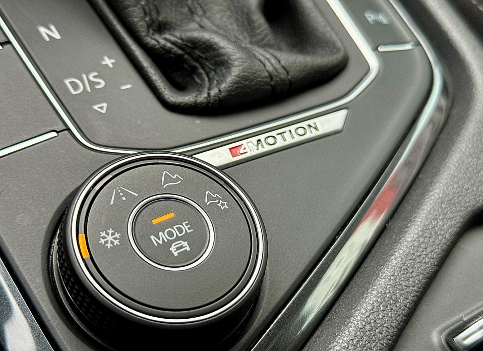 Volkswagen Tiguan, II 2.0d AMT (150 л.с.) 4WD