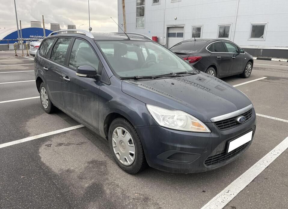 Ford Focus, II Рестайлинг 1.6 MT (100 л.с.)