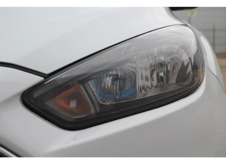 Ford Focus ST, III Рестайлинг 2.0 MT (250 л.с.)