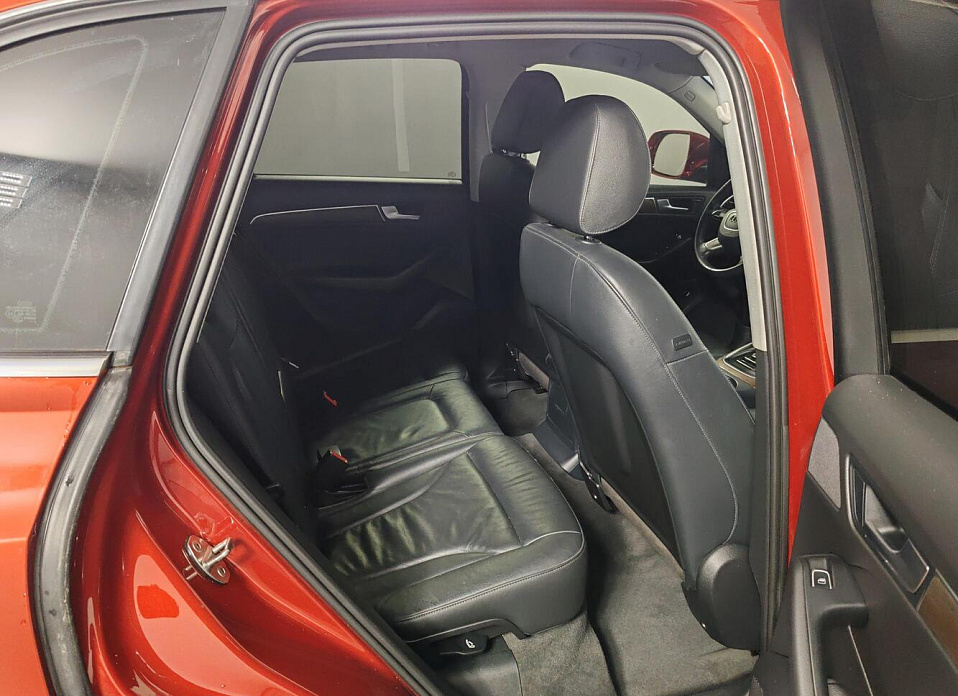 Audi Q5, I (8R) Рестайлинг 2.0 AT (225 л.с.) 4WD