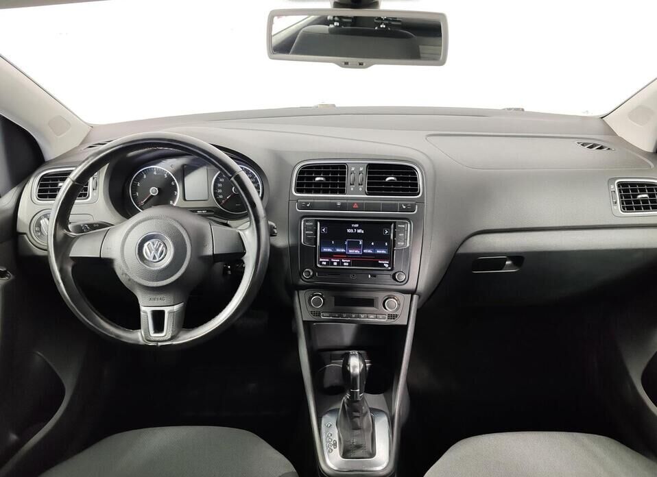 Volkswagen Polo, V 1.2 AMT (105 л.с.)