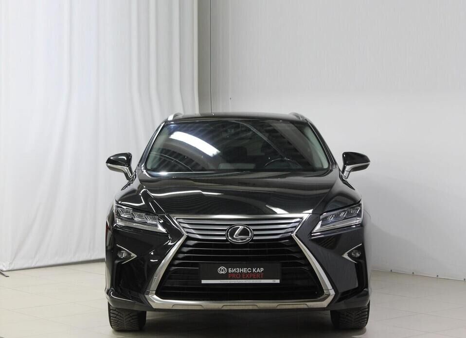 Lexus RX, IV 200t 2.0 AT (238 л.с.) 4WD