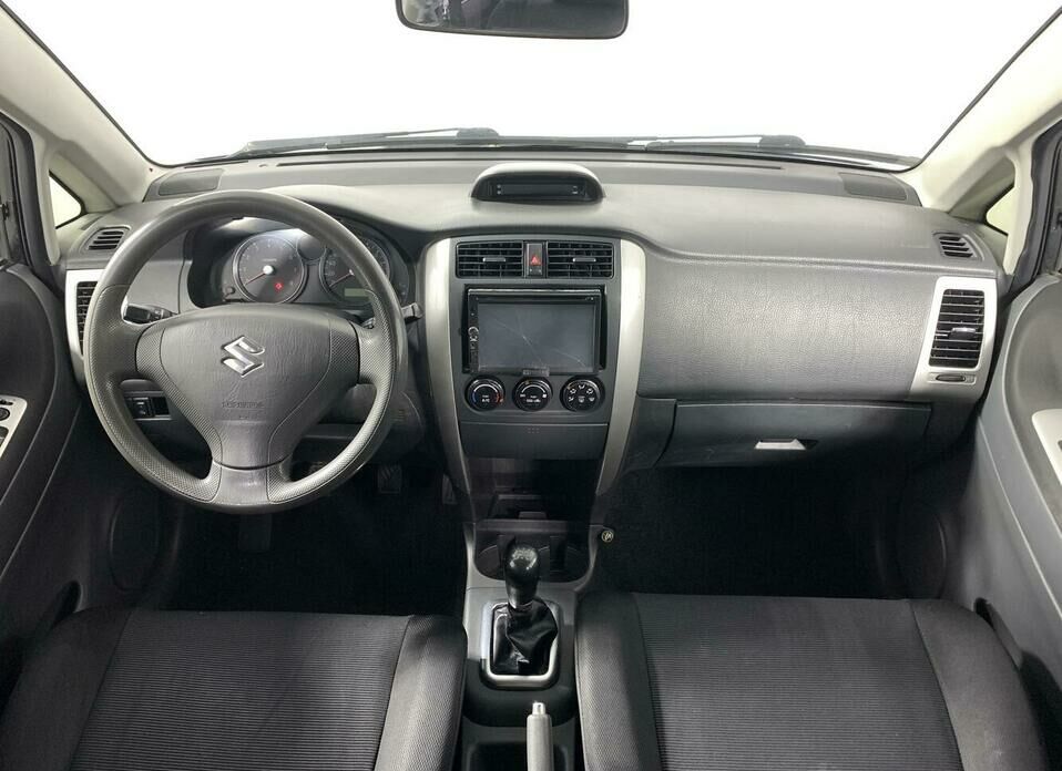 Suzuki Liana 1.6 MT (107 л.с.)