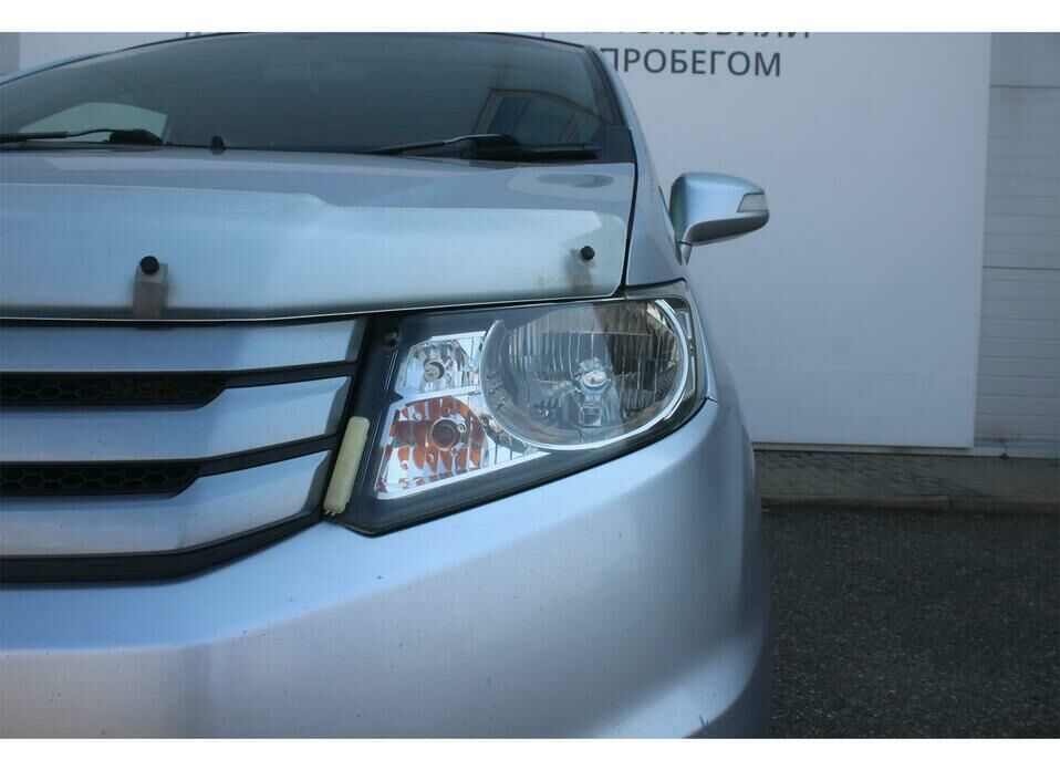 Honda Freed Spike 1.5 CVT (118 л.с.)