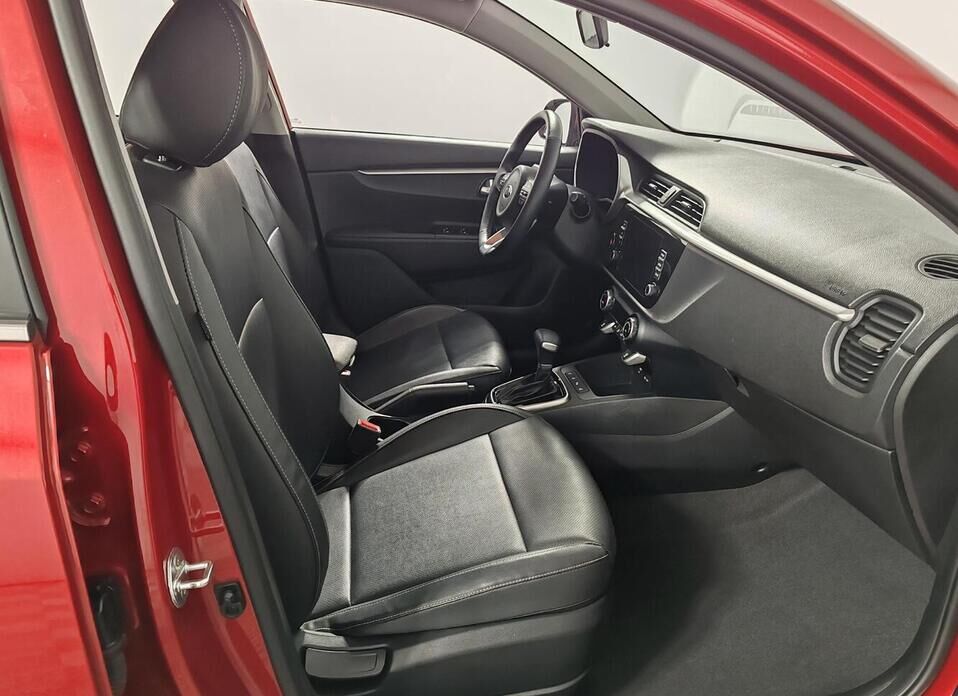 Kia Rio, IV Рестайлинг X 1.6 AT (123 л.с.)