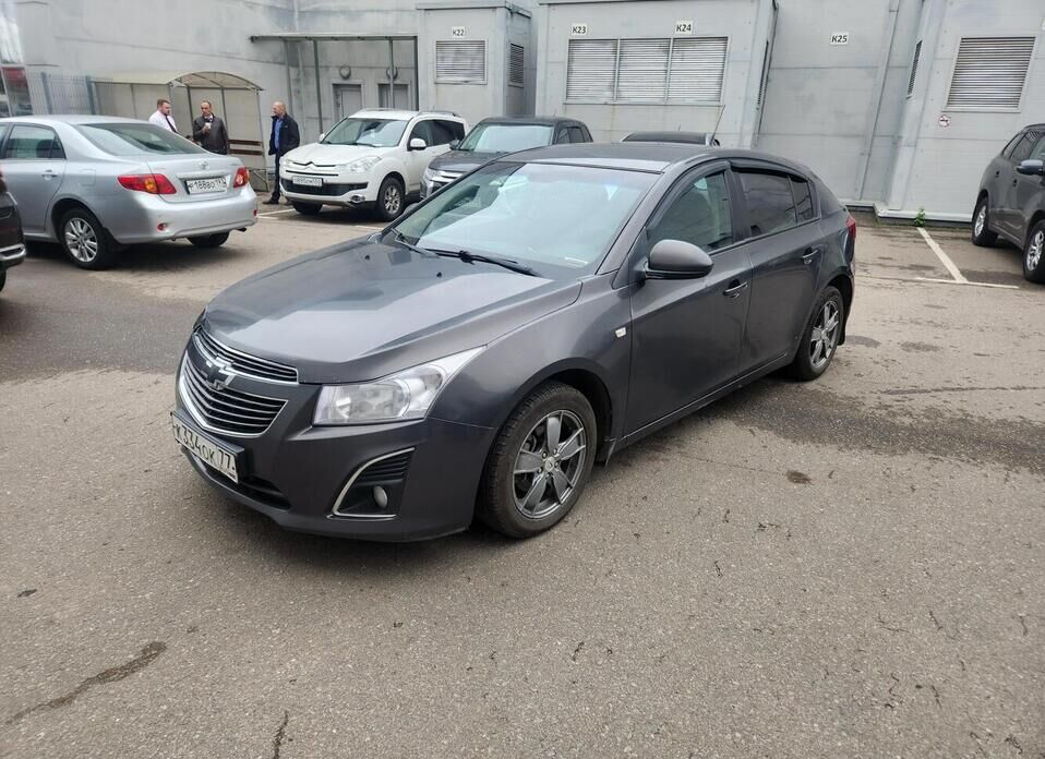 Chevrolet Cruze 1.6 MT (109 л.с.)