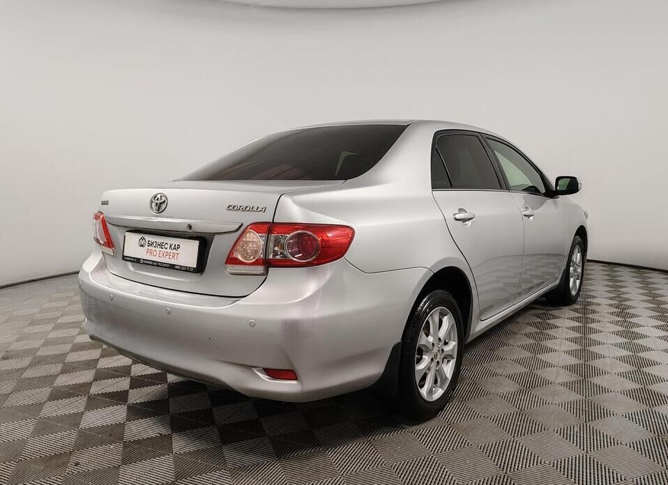 Toyota Corolla 1.6 AT (124 л.с.)
