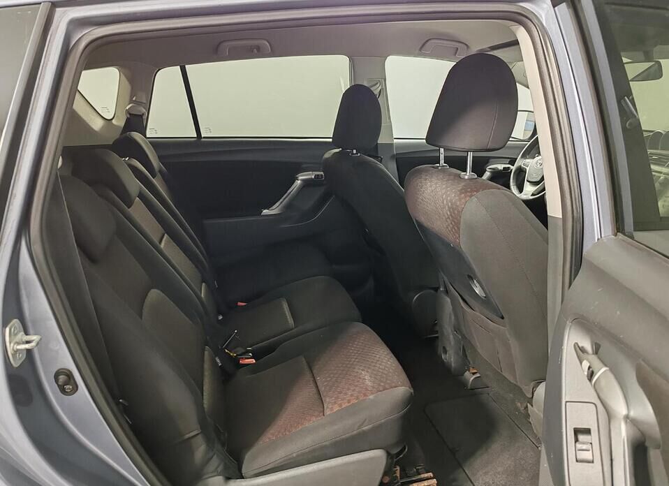 Toyota Verso, I 1.8 CVT (147 л.с.)