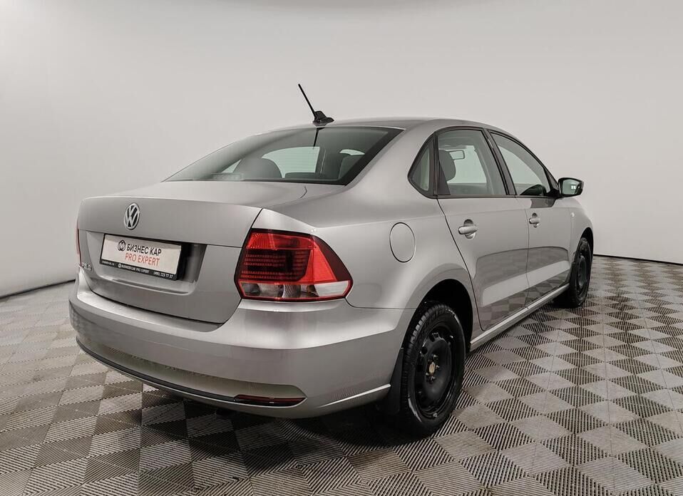 Volkswagen Polo, V Рестайлинг 1.6 AT (110 л.с.)