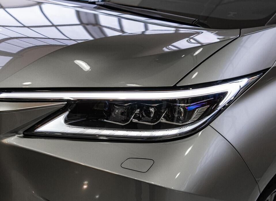 Lexus LM, II 350h 2.5hyb CVT (190 л.с.) 4WD