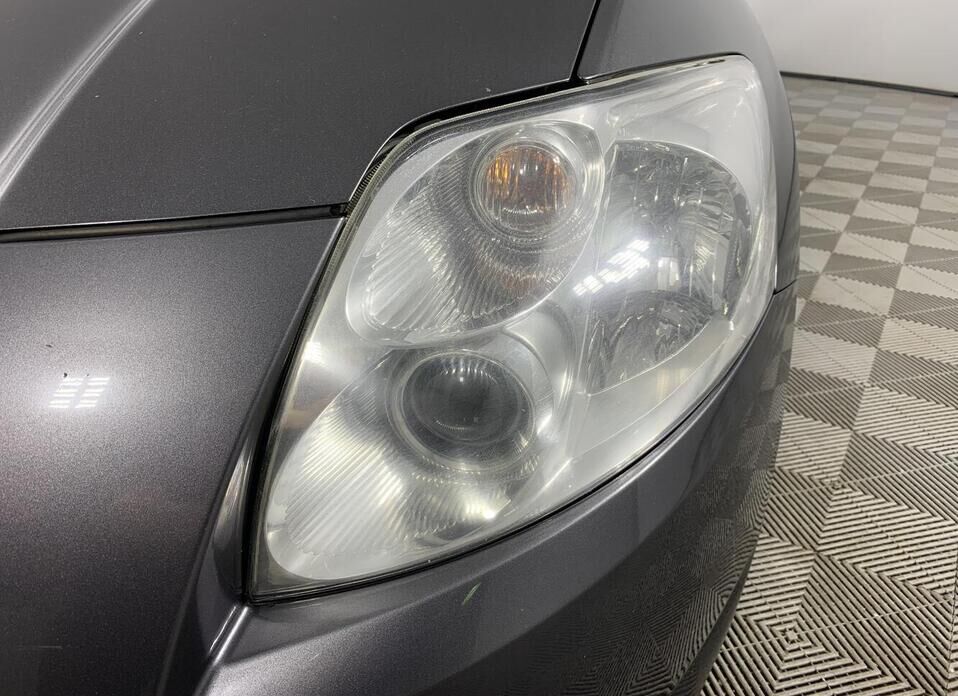Toyota Auris, I 1.4 MT (97 л.с.)