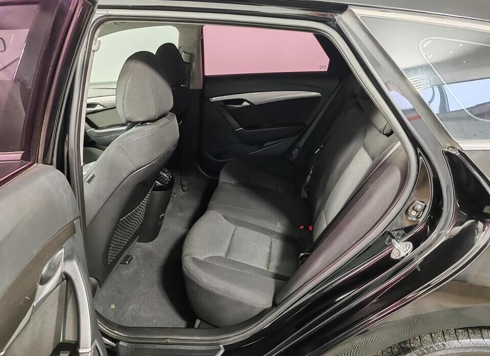 Hyundai i40, I 2.0 AT (150 л.с.)