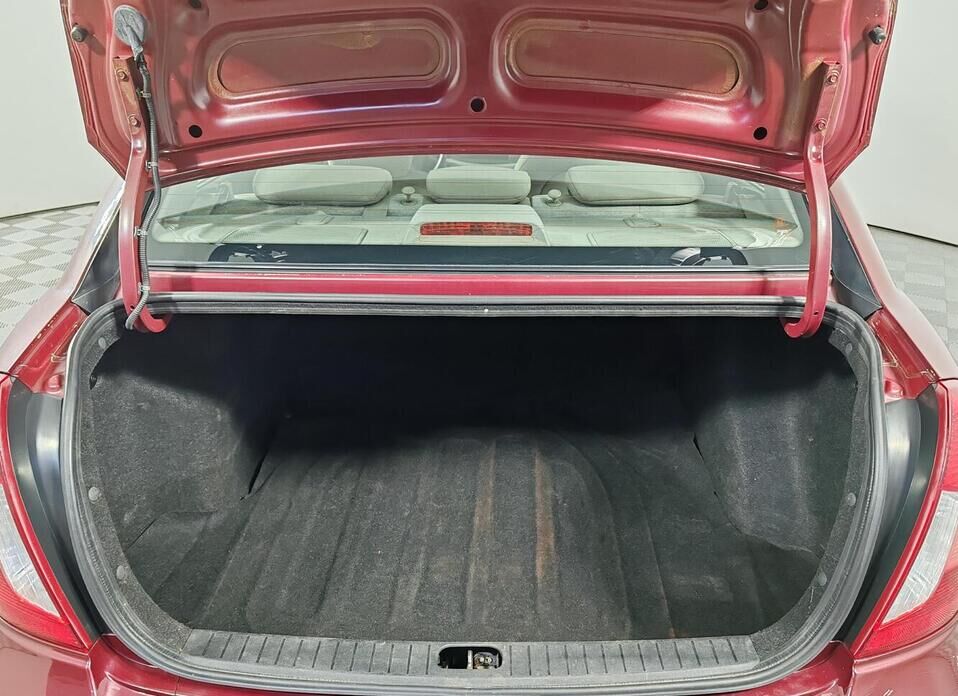 Hyundai Verna, II 1.4 AT (97 л.с.)