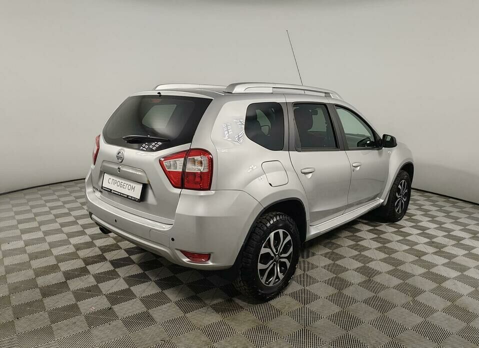 Nissan Terrano 2.0 AT (143 л.с.) 4WD