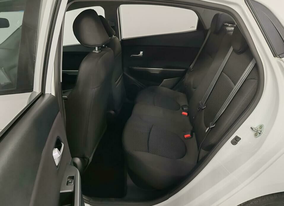 Kia Rio 1.6 AT (123 л.с.)