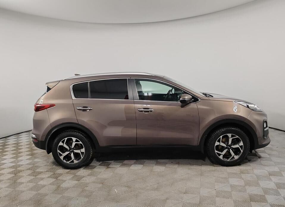 Kia Sportage, IV Рестайлинг 2.0 AT (150 л.с.)