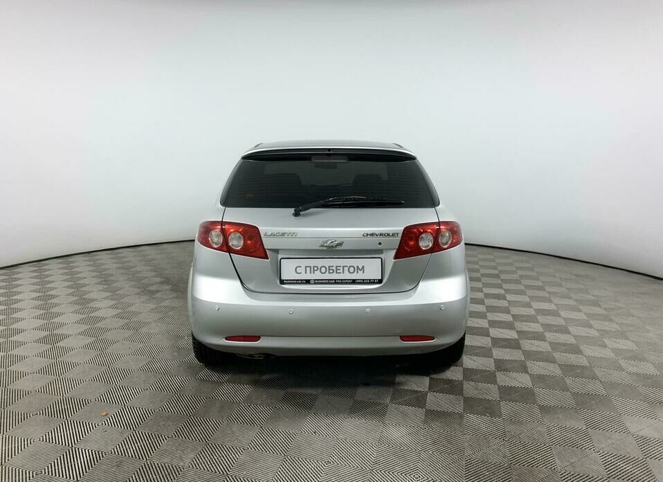 Chevrolet Lacetti 1.6 AT (109 л.с.)