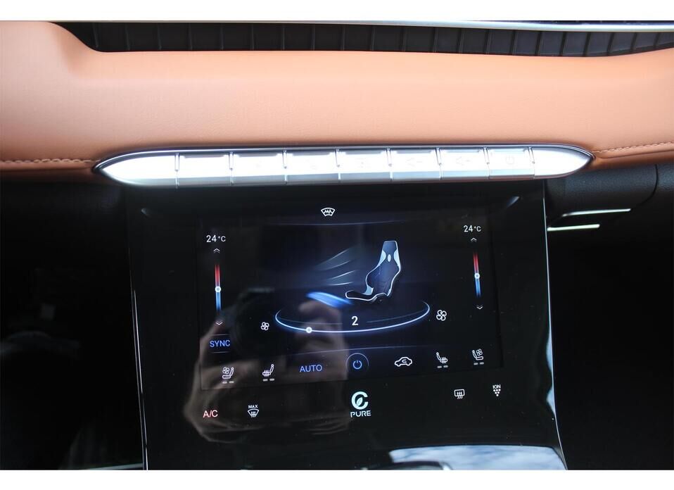 Chery Tiggo 8 Pro e+ 1.5hyb AT (235 л.с.)