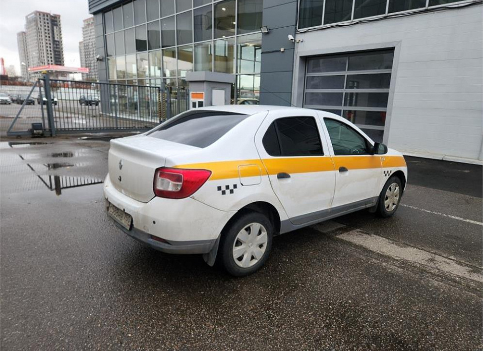 Renault Logan, II 1.6 MT (82 л.с.)