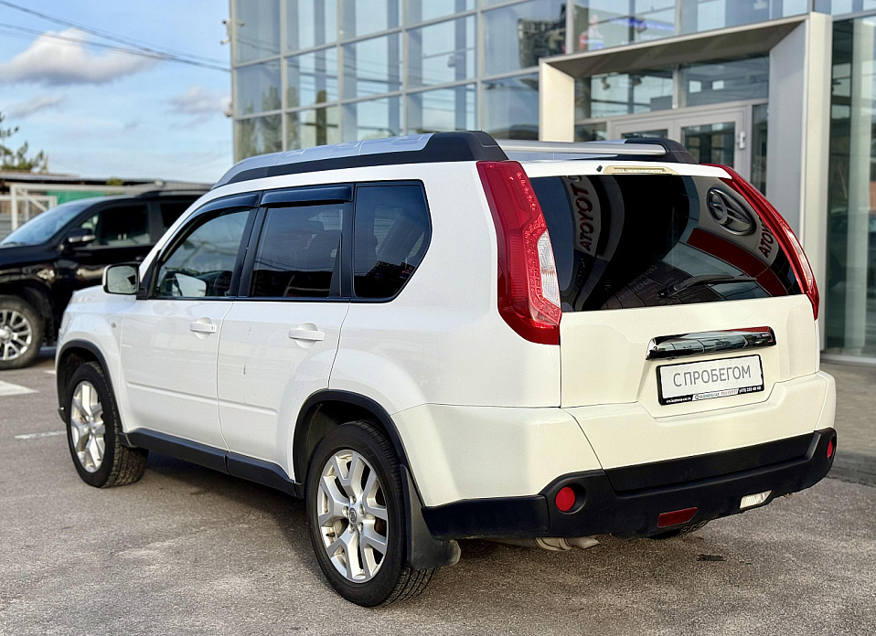 Nissan X-Trail, II Рестайлинг 2.0 MT (141 л.с.) 4WD