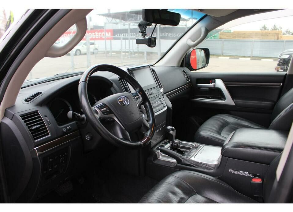 Toyota Land Cruiser 4.5d AT (249 л.с.) 4WD