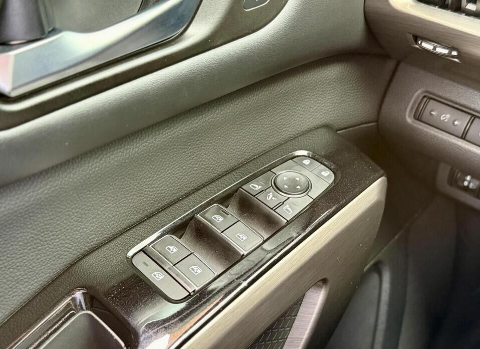 Nissan Pathfinder, V 3.5 AT (275 л.с.) 4WD