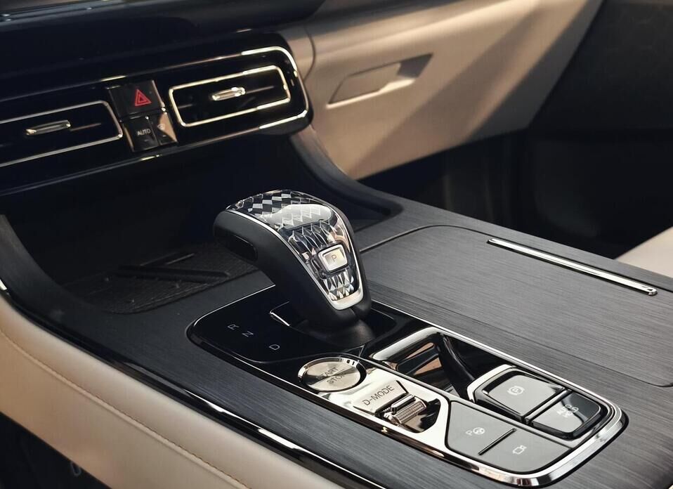 GAC GS8, II Dragon 2.0 AT (231 л.с.) 4WD