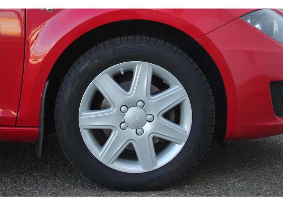 SEAT Leon, II Рестайлинг 2.0d AMT (140 л.с.)