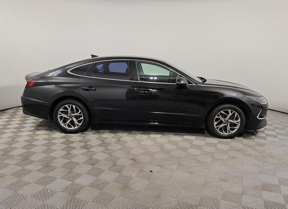 Hyundai Sonata 2.5 AT (180 л.с.)