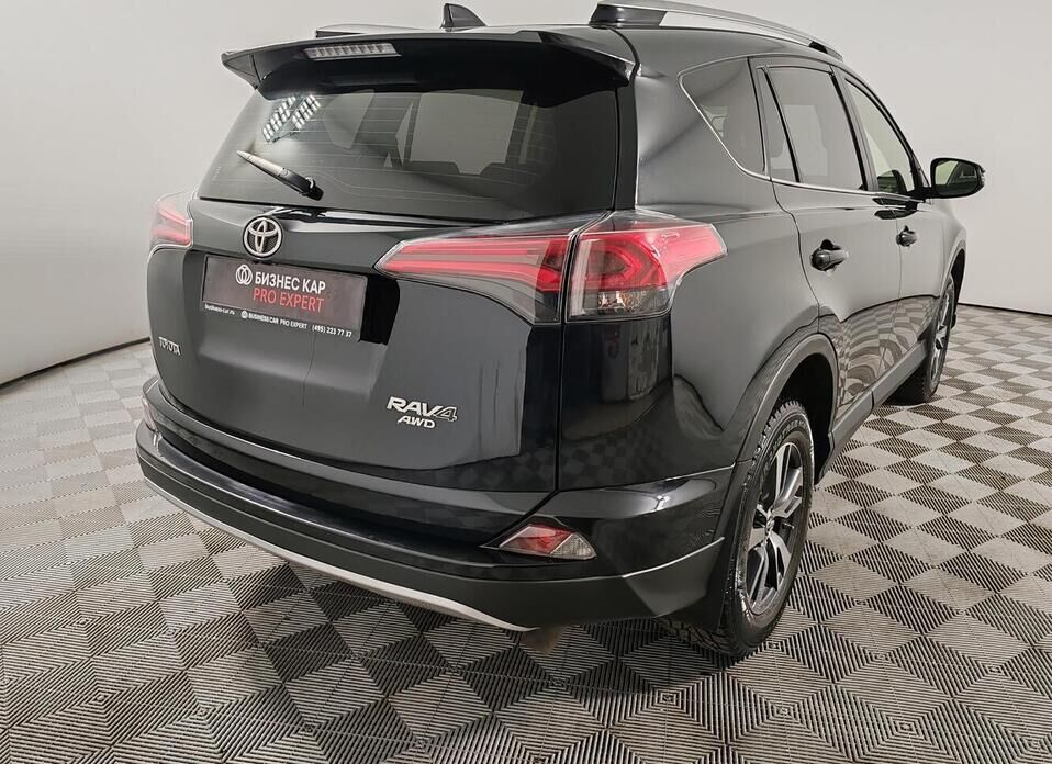 Toyota RAV4, IV (XA40) Рестайлинг 2.0 CVT (146 л.с.) 4WD