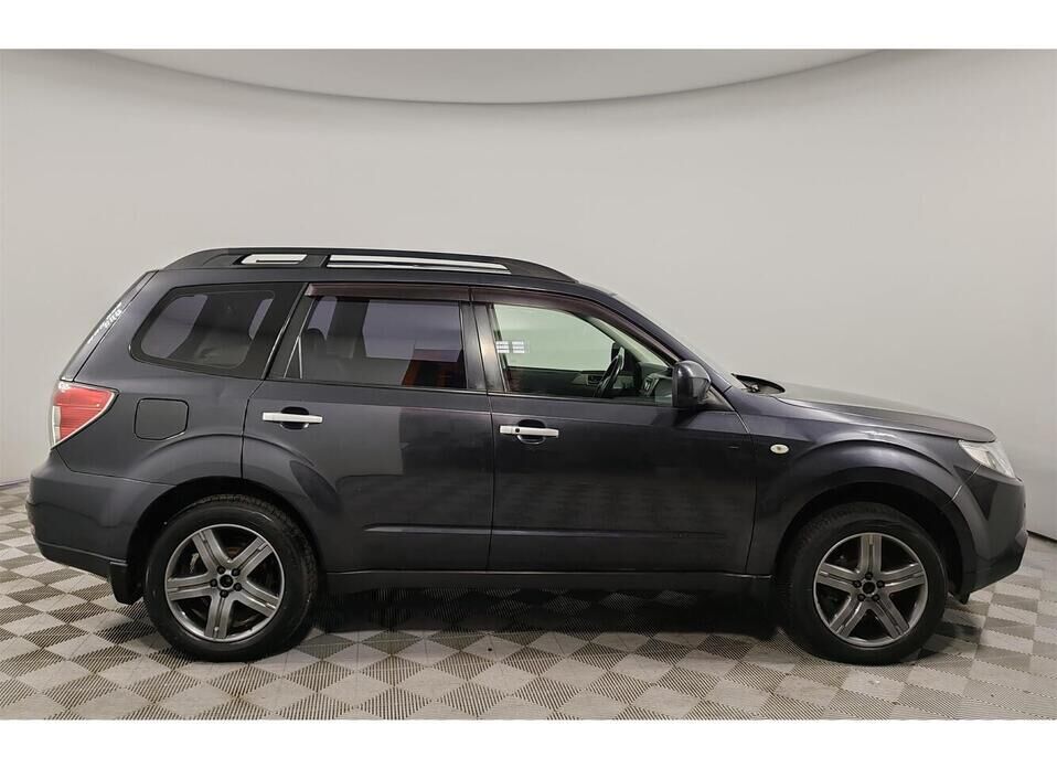 Subaru Forester 2.5 AT (173 л.с.) 4WD