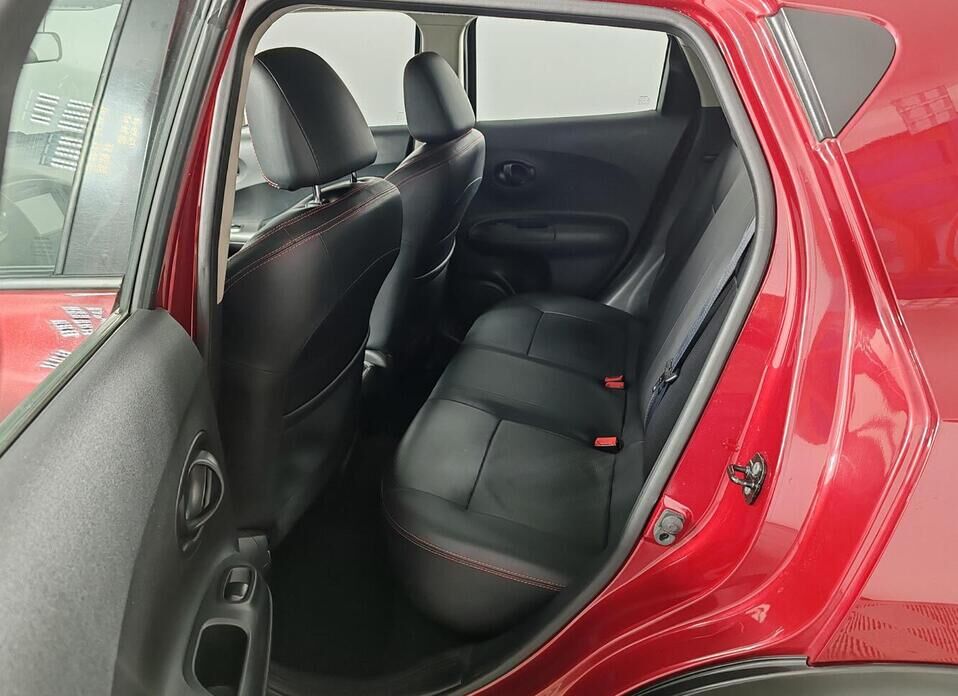 Nissan Juke, I Рестайлинг 1.6 CVT (117 л.с.)
