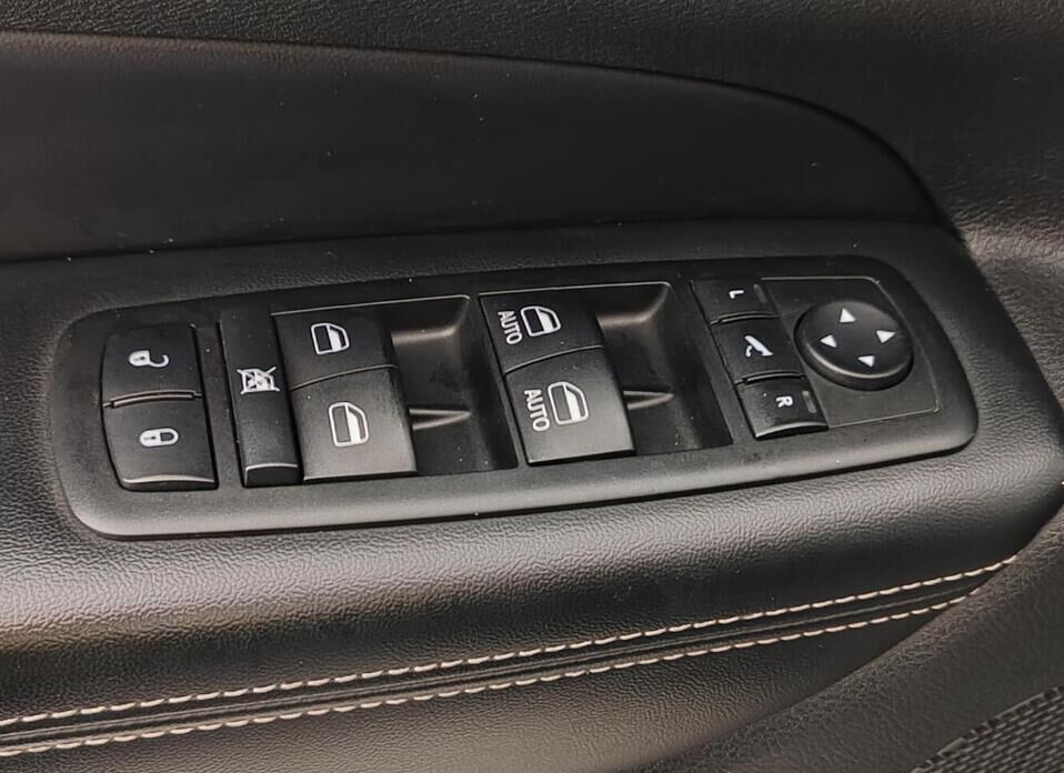 Jeep Grand Cherokee, IV (WK2) Рестайлинг 3.0d AT (243 л.с.) 4WD