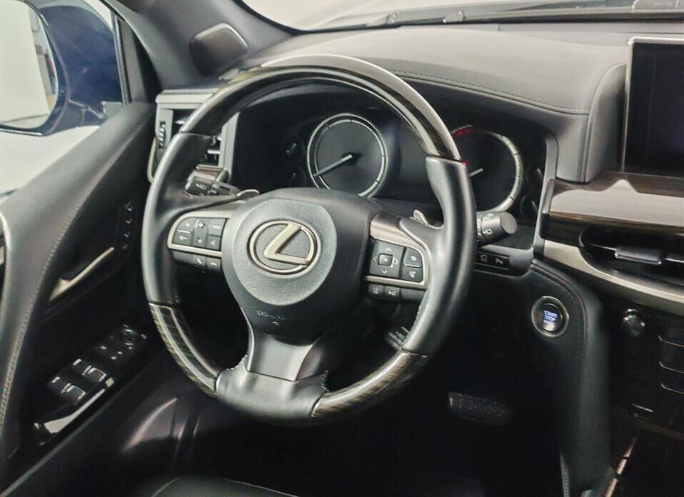 Lexus LX, III Рестайлинг 2 450d 4.5d AT (272 л.с.) 4WD