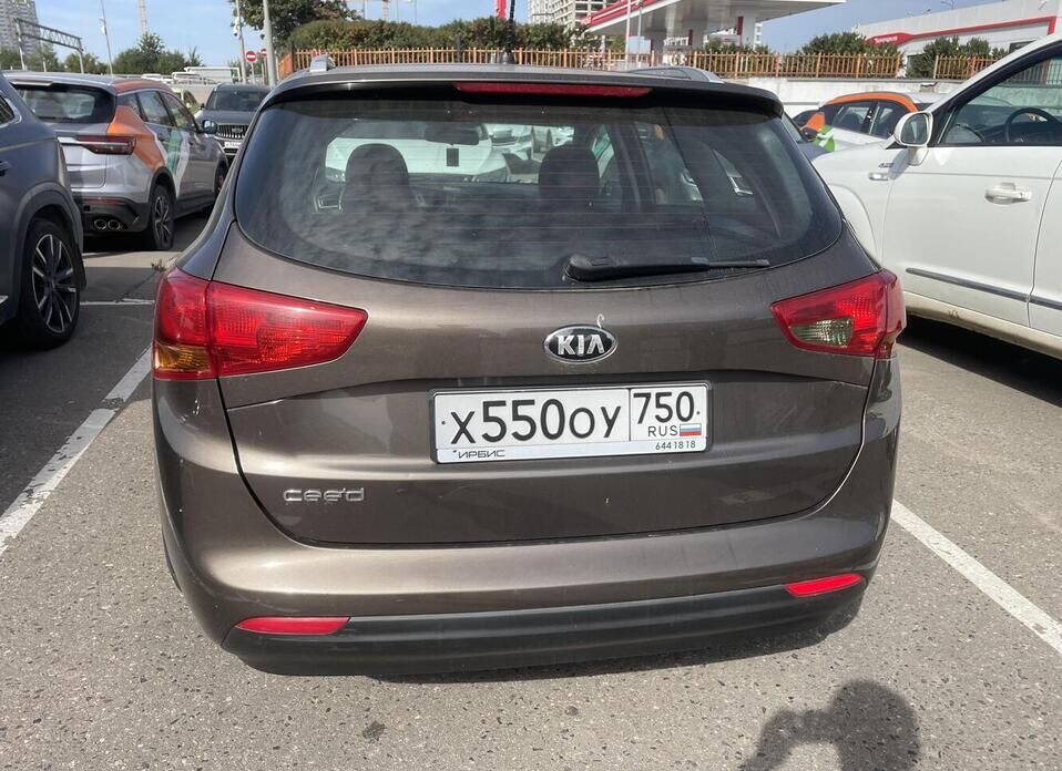 Kia Ceed 1.6 AT (129 л.с.)