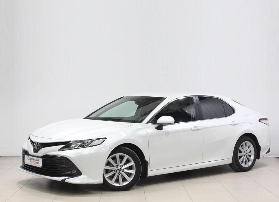 Toyota Camry 2.5 AT (181 л.с.)