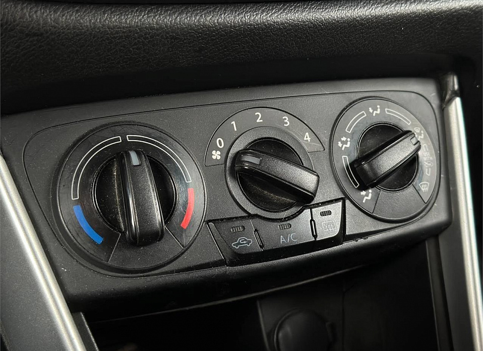 Suzuki SX4, II (S-Cross) Рестайлинг 1.6 AT (117 л.с.)