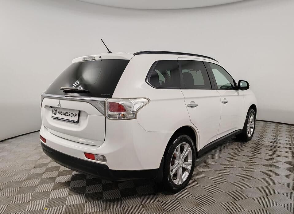 Mitsubishi Outlander, III 2.4 CVT (167 л.с.) 4WD