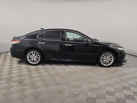 Toyota Camry, 2019&nbsp;г., 140&nbsp;463&nbsp;км
