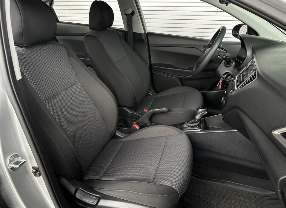 Hyundai Solaris 1.6 AT (123 л.с.)