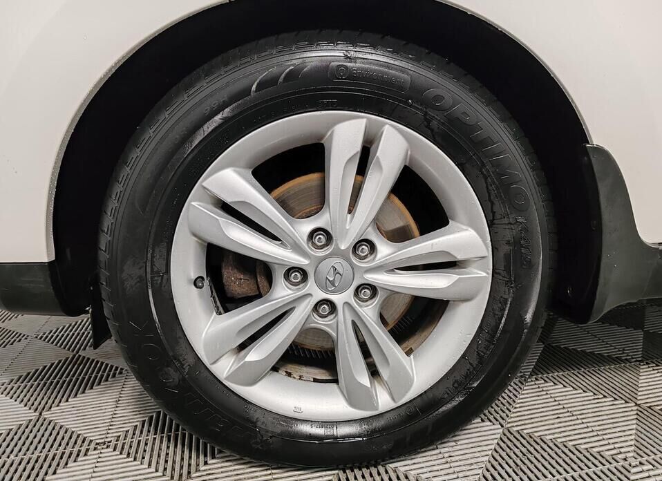 Hyundai ix35 2.0 AT (150 л.с.) 4WD
