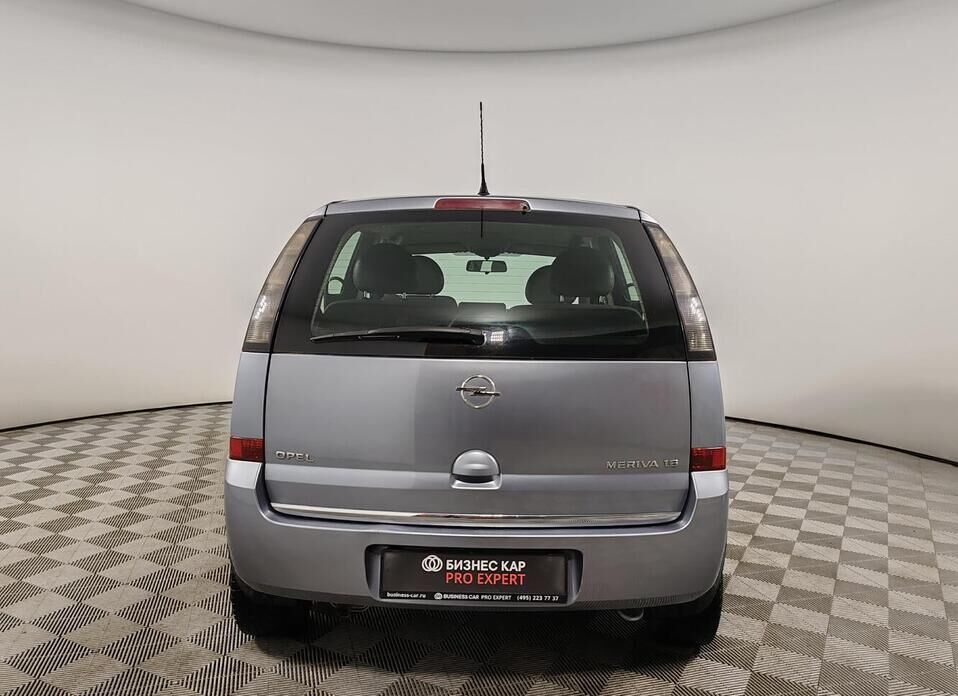 Opel Meriva, A Рестайлинг 1.6 MT (105 л.с.)