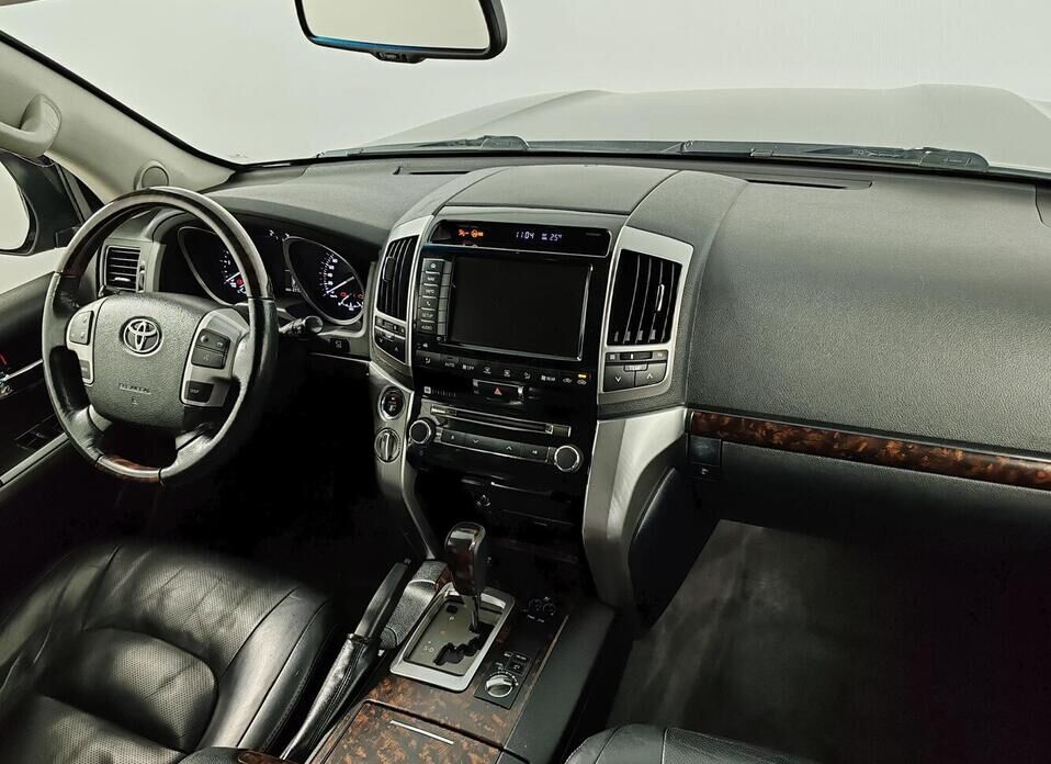 Toyota Land Cruiser 4.5d AT (235 л.с.) 4WD