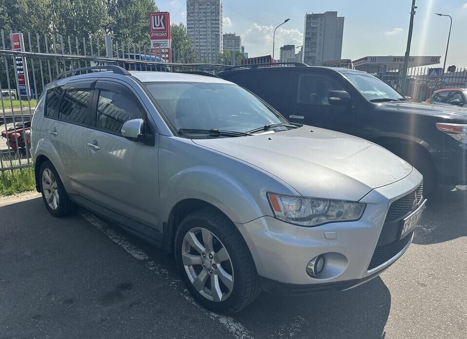 Mitsubishi Outlander 2.4 CVT (170 л.с.) 4WD