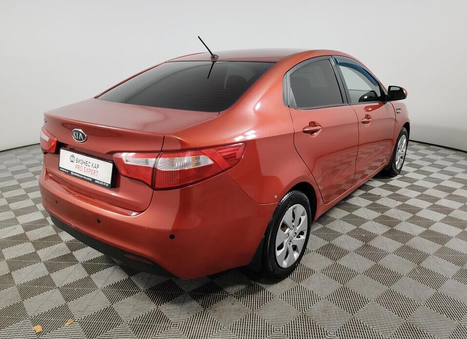 Kia Rio, III 4-speed 1.6 AT (123 л.с.)
